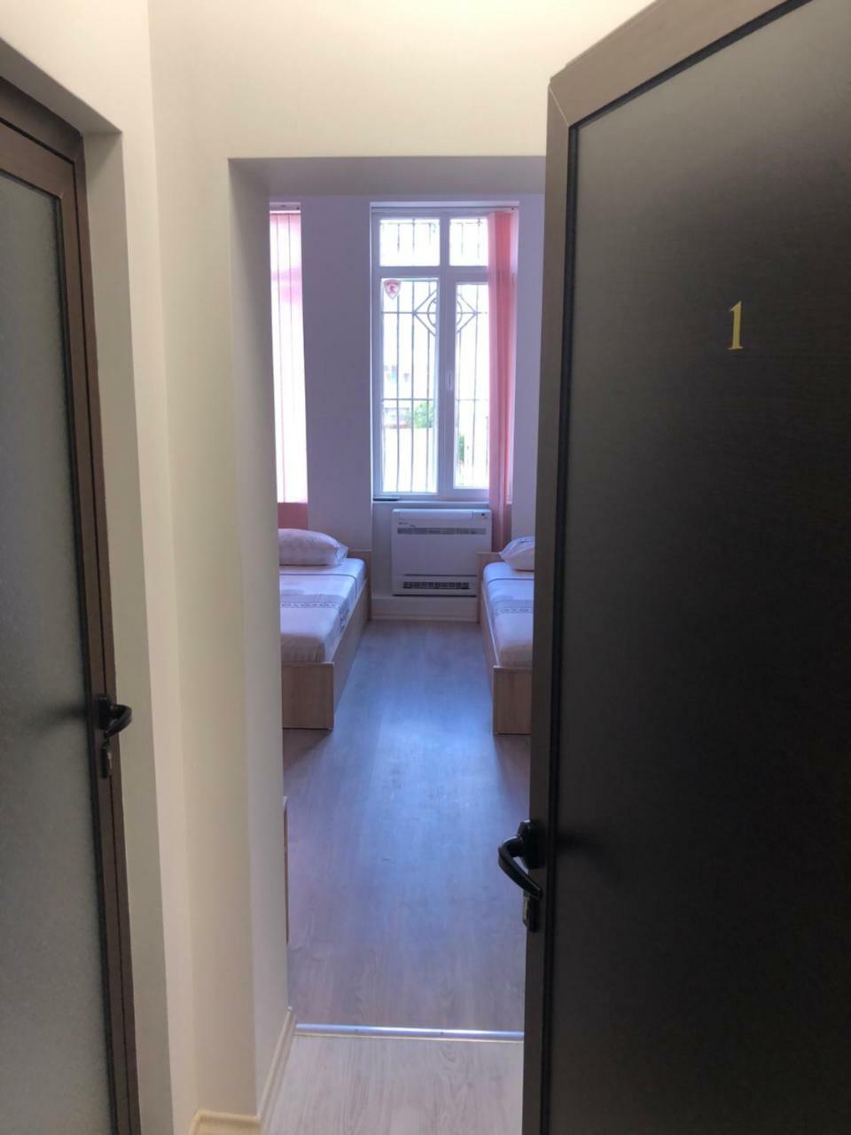 Guest Rooms Opera Пловдив Экстерьер фото
