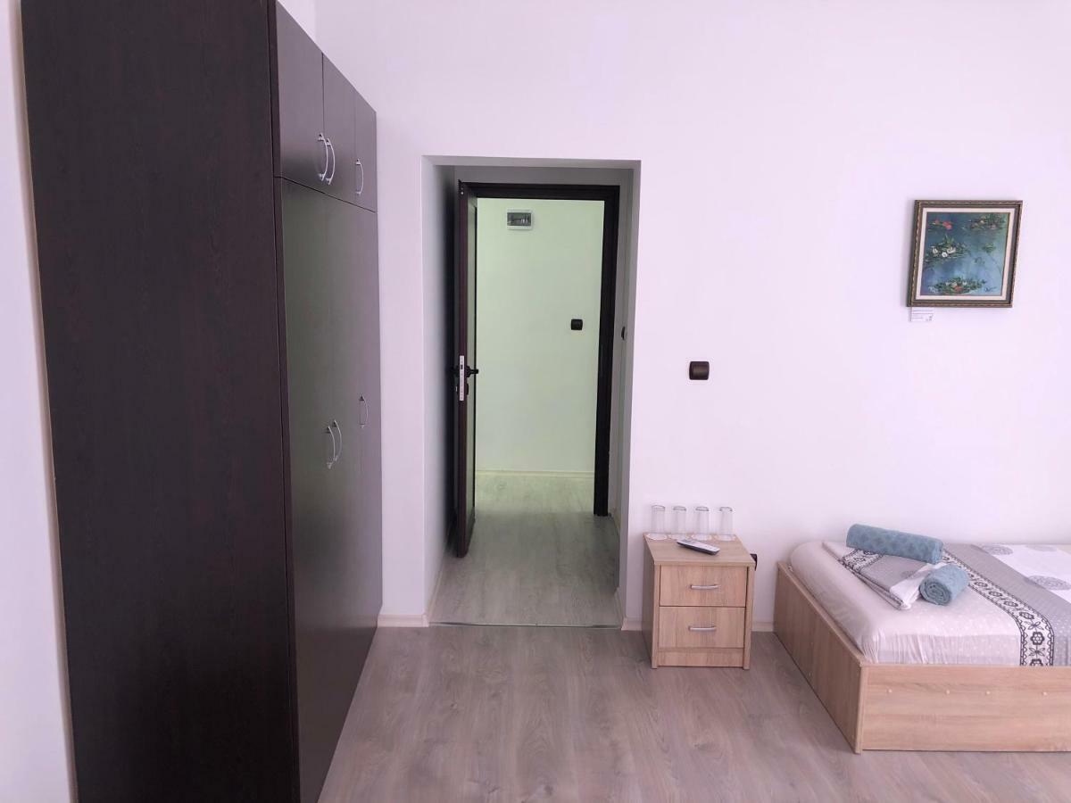 Guest Rooms Opera Пловдив Экстерьер фото