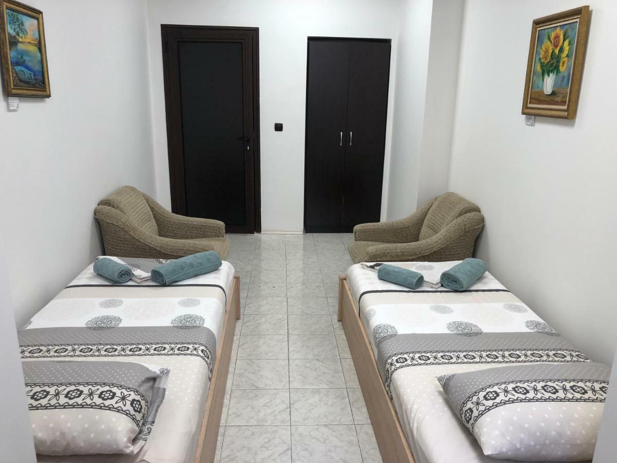 Guest Rooms Opera Пловдив Экстерьер фото